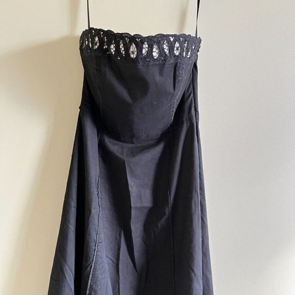 White House‎ Black Market Black Strapless Scalloped Lace Hem Fit and Flar… - Picture 2 of 7